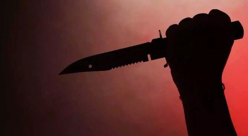 son stabbed mother and father kozhikode