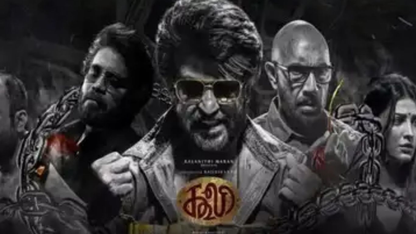 ആരാധകർക്ക് ആവേശമായി കൂലി തീയറ്ററുകളിലെത്തി