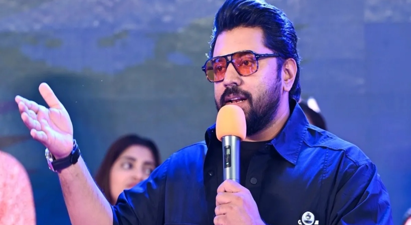 2 കോടി തട്ടിയെടുത്തെന്ന പരാതി; നിവിൻ പോളിക്ക് ഹൈക്കോടതി താത്ക്കാലിക സ്റ്റേ