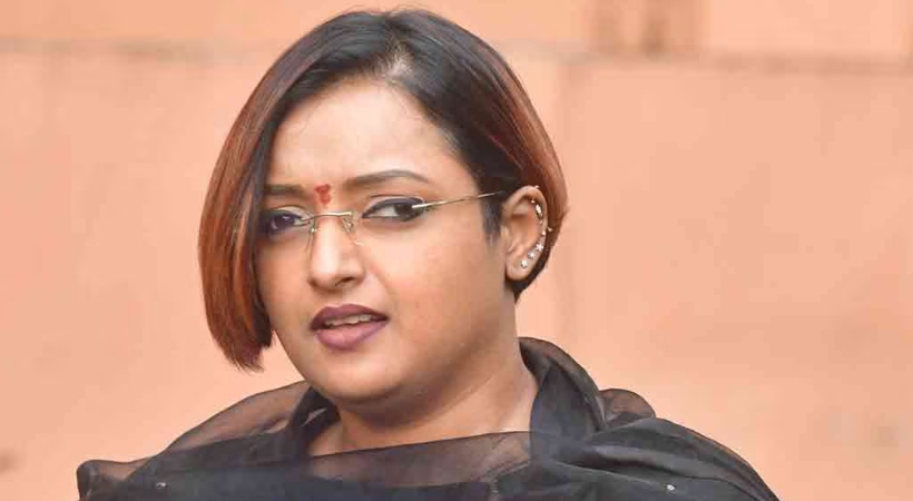 സ്വപ്ന സുരേഷ് പ്രതിയായ സ്വർണ്ണക്കടത്ത് കേസ്; മുൻ UAE കോൺസുലേറ്റ് ഉദ്യോഗസ്ഥർക്ക്, കസ്റ്റംസ് 12 കോടി രൂപ പിഴ ചുമത്തി